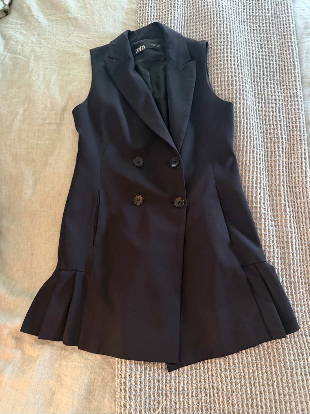 Zara Black Double-Breasted Sleeveless Blazer Dress with Pleated Hem